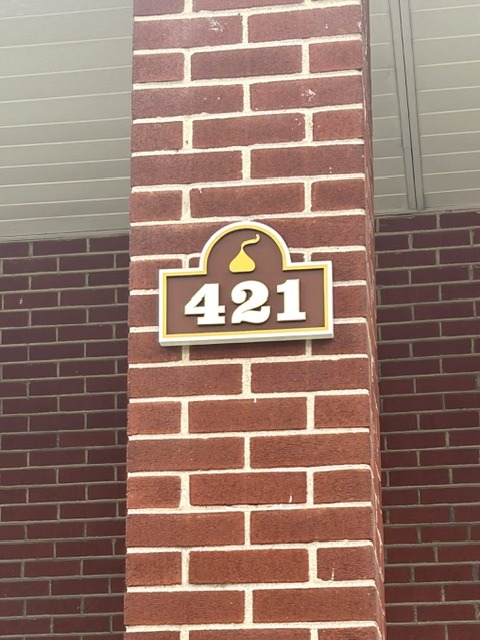 421